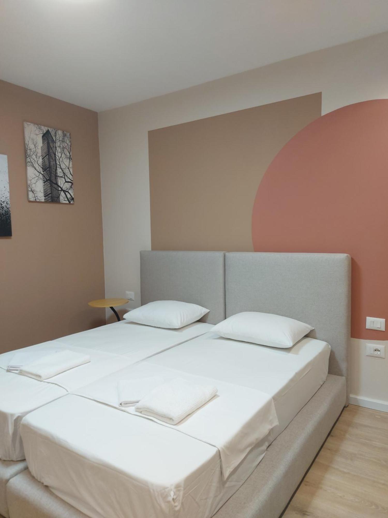 Hotel Center Cozy Nest Tirana Zewnętrze zdjęcie