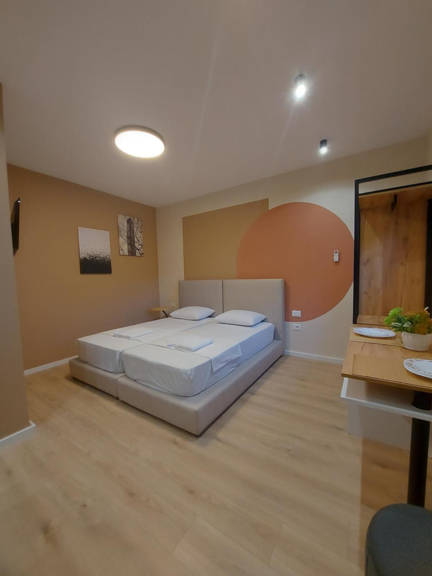 Hotel Center Cozy Nest Tirana Zewnętrze zdjęcie