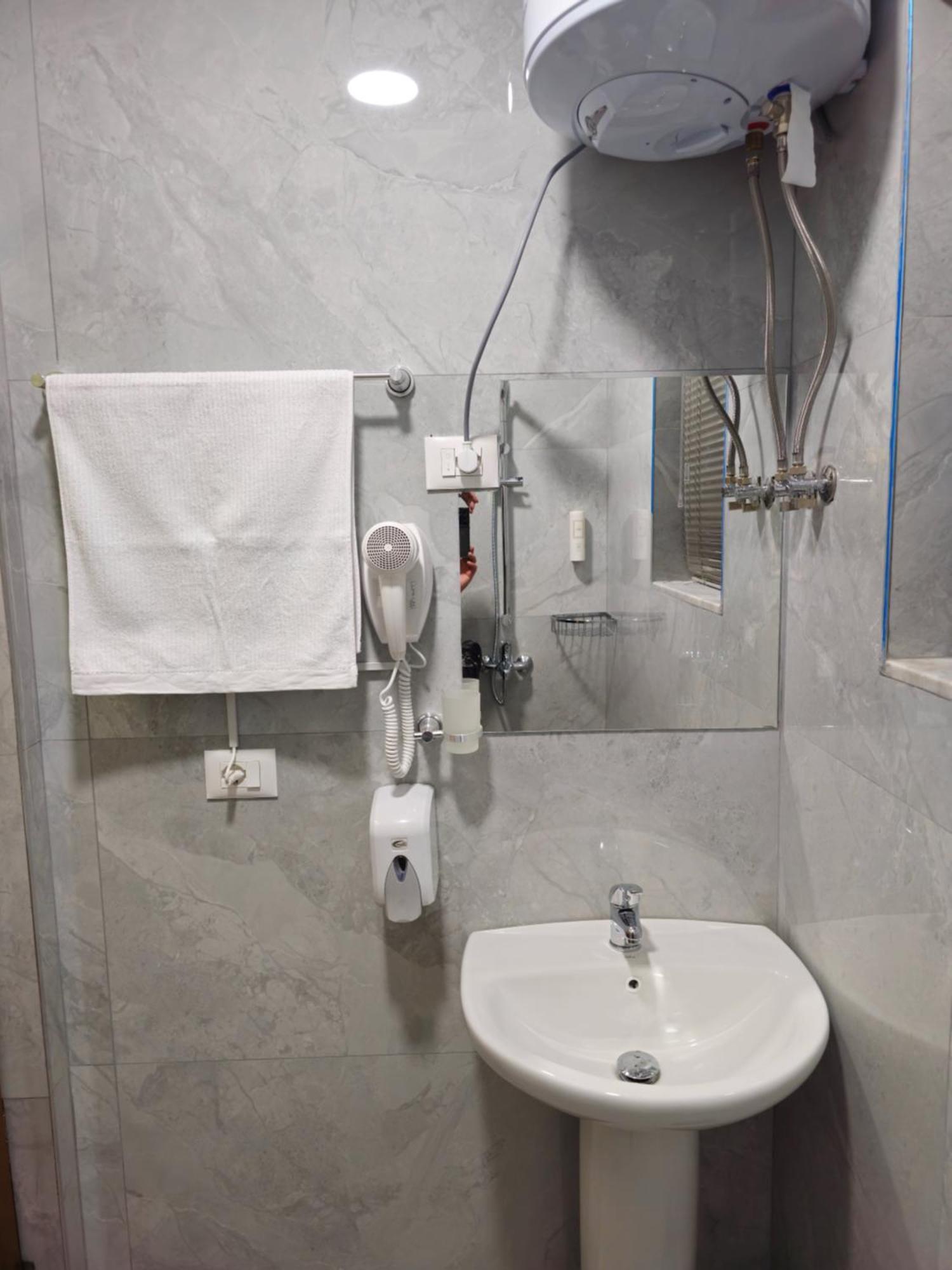 Hotel Center Cozy Nest Tirana Zewnętrze zdjęcie